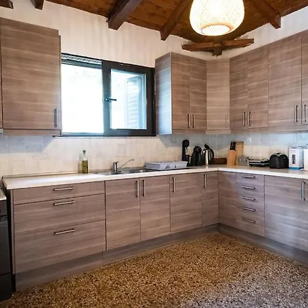 Traditional Stone House * Neokhorion (Messenia)