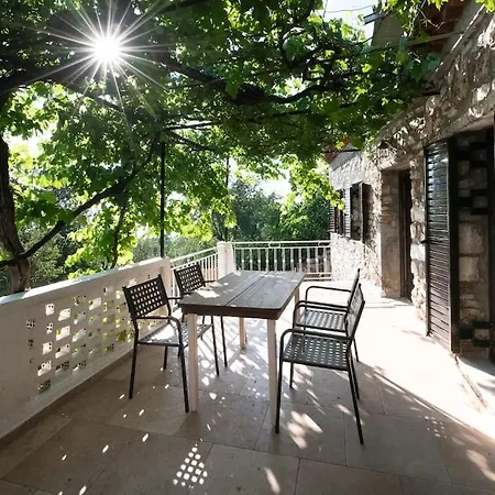 Traditional Stone House 別荘 *