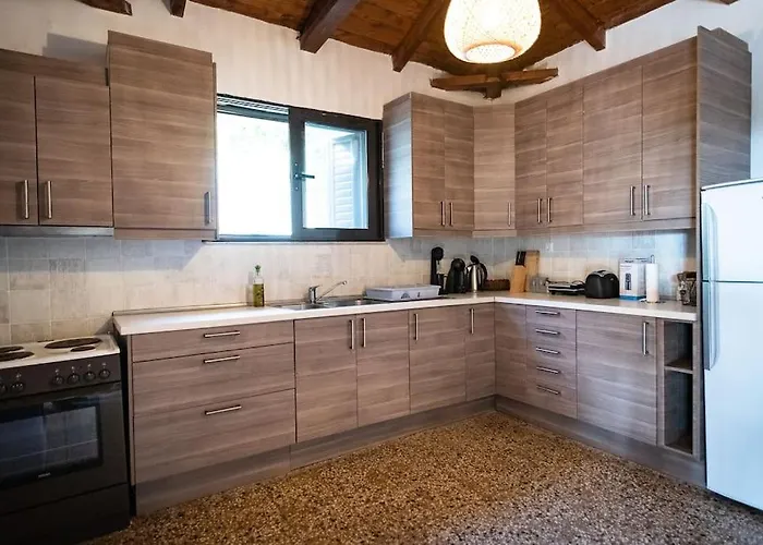 Traditional Stone House * Neokhorion (Messenia)